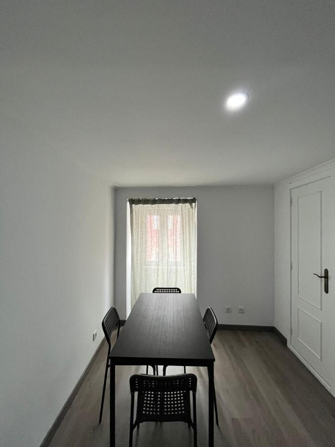 Big Apartment In Bairro Alto Apartamento *